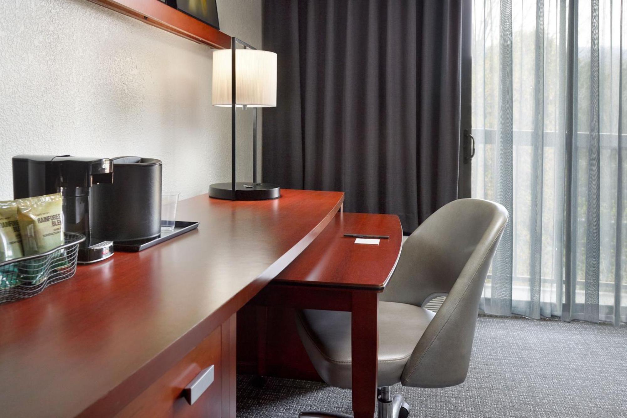 מלון Courtyard By Marriott אוגוסטה מראה חיצוני תמונה