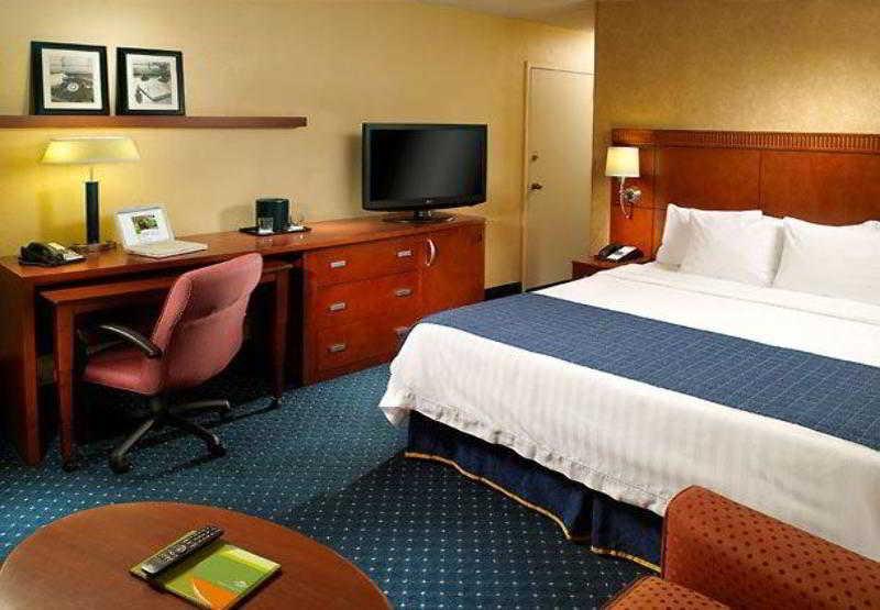 מלון Courtyard By Marriott אוגוסטה חדר תמונה